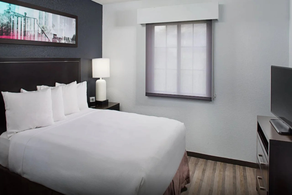 Hyatt House LAX Manhattan Beach