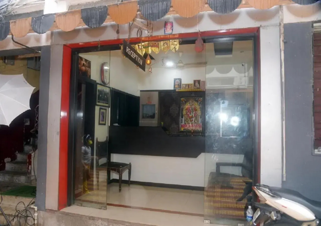 Hotel Radhika Pune
