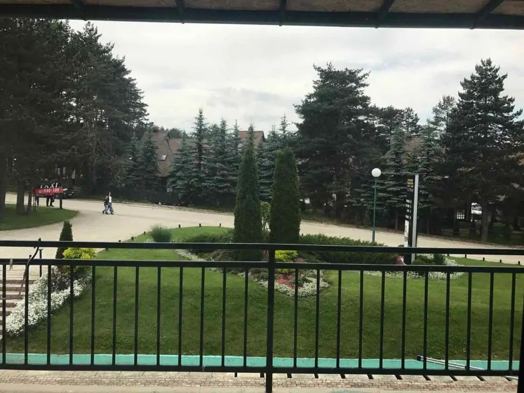 Felix Apartment