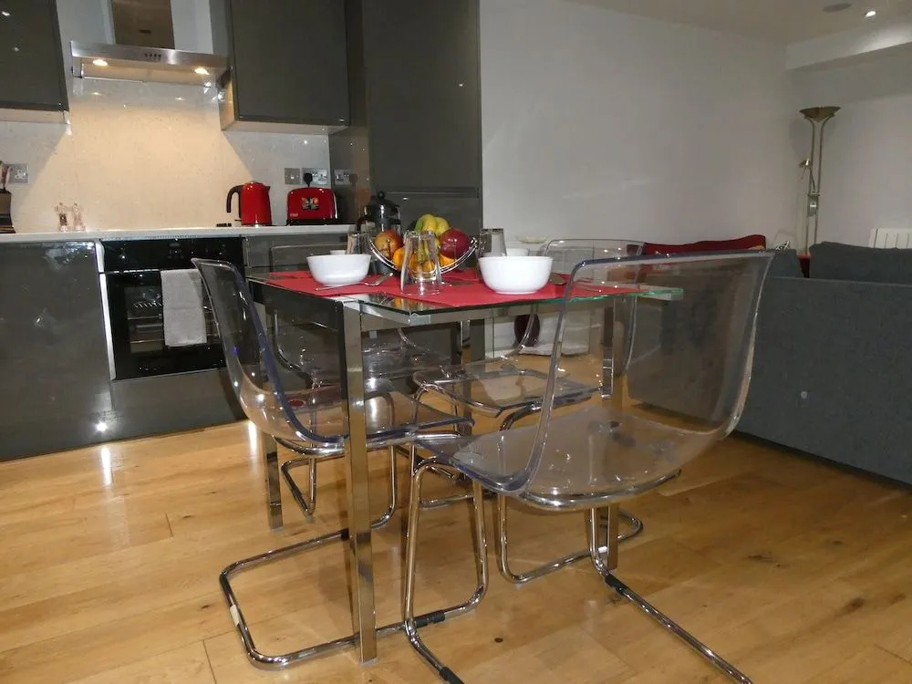 RiiS Apartments Camberley