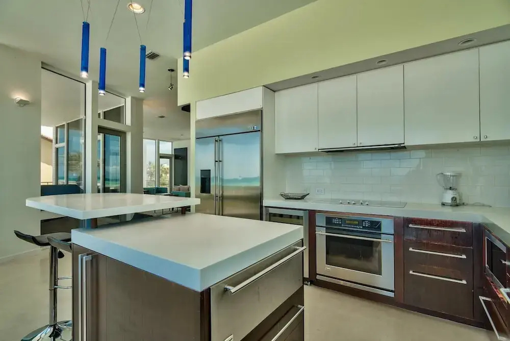 The White House of Holiday Isle 6 Bedroom Holiday Home by Five Star Properties