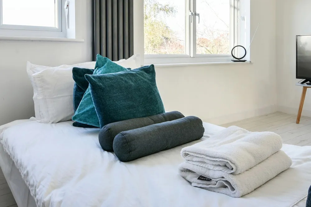 Bohr Lodge 1&2-bedroom flats