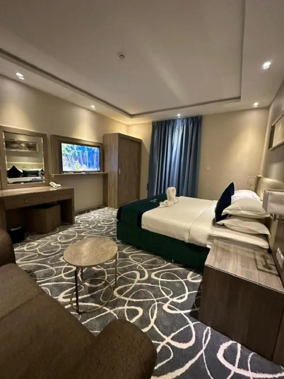 sunrise suites