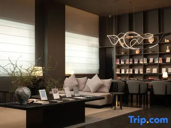 Xiantao Mian Street Yuantai Future City Yaduo Hotel