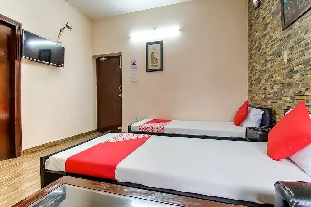 Grand Imperia Inn by OYO Rooms
