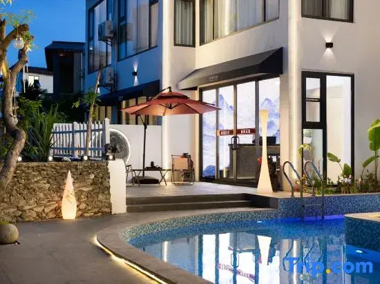Lanhai Homestay (Sanya West Island Branch)