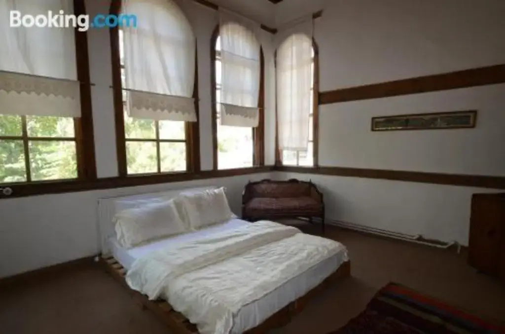 Ilk Konak Butik Otel