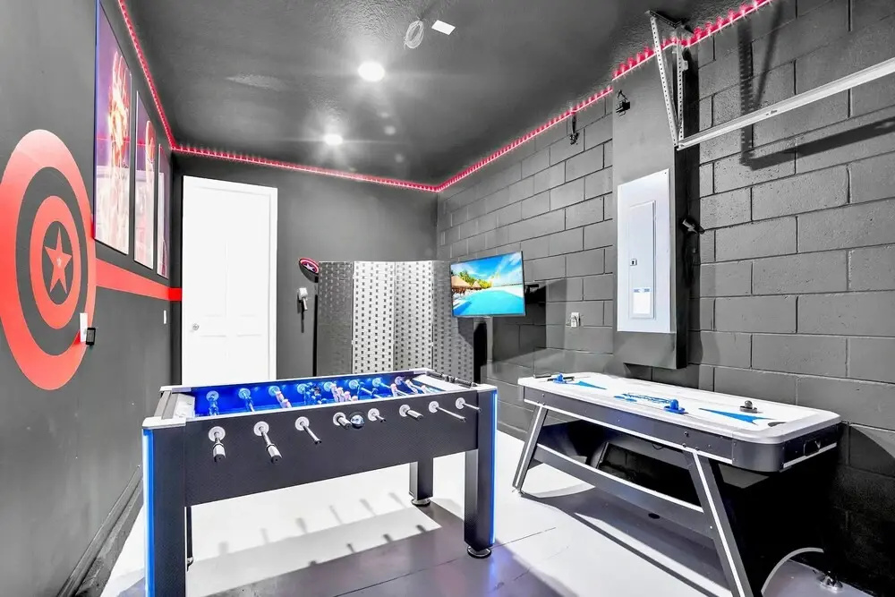 Resort Home Near Disney w Pool Hot Tub Games