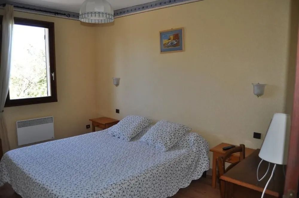 Hôtel La Garrigue & Bar Le Perchoir