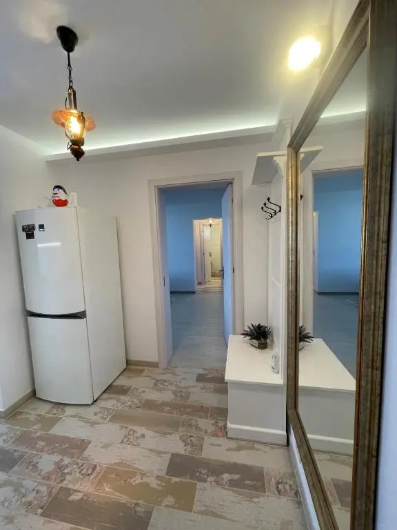 Robert’s Brilliant Apartament