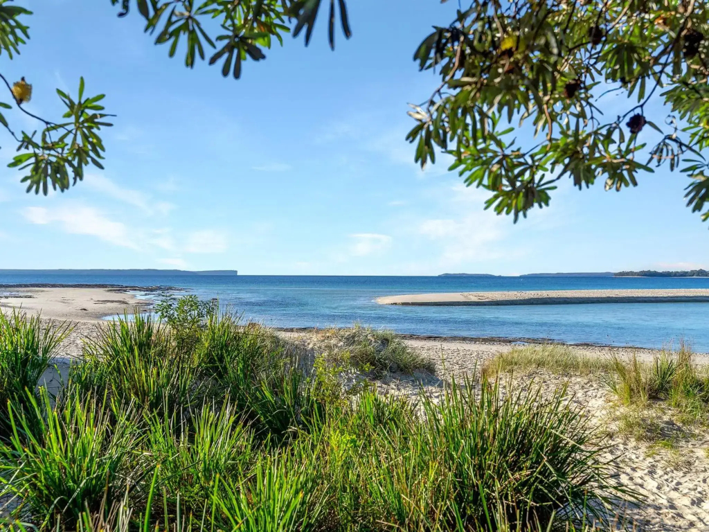SANDALWOOD Huskisson 4pm Check Out on Sundays