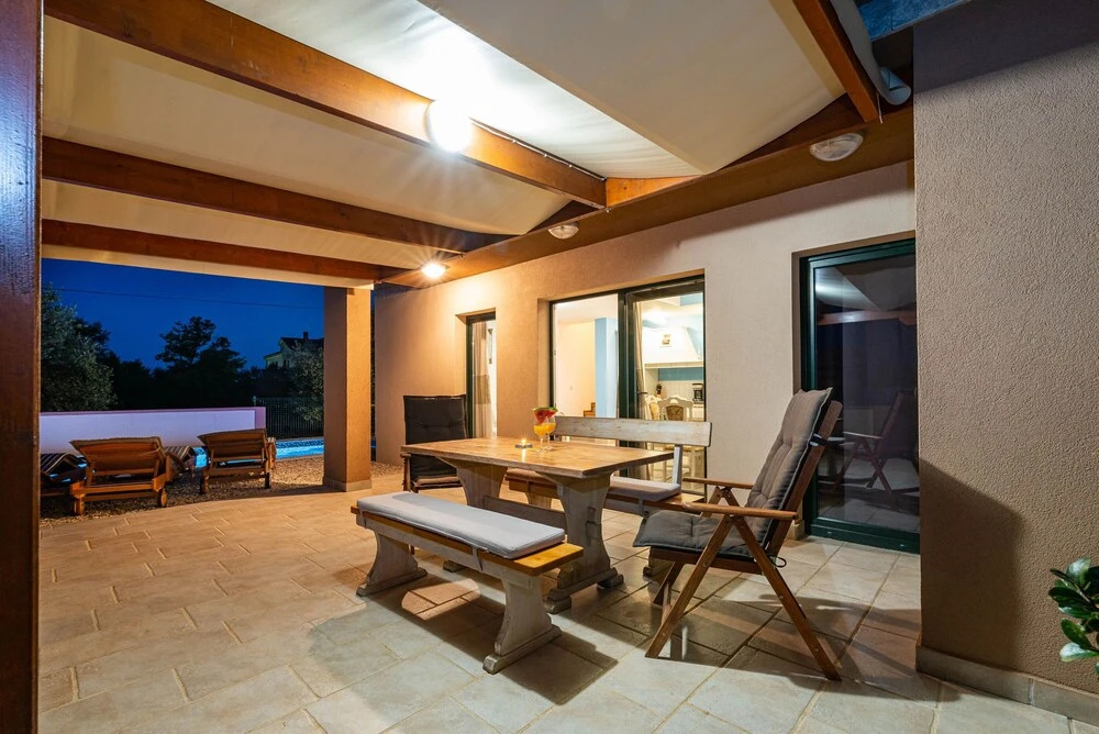 House CASIA