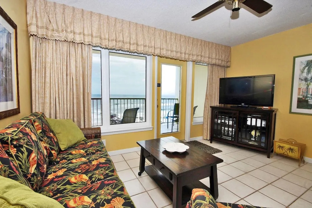 Boardwalk 684
