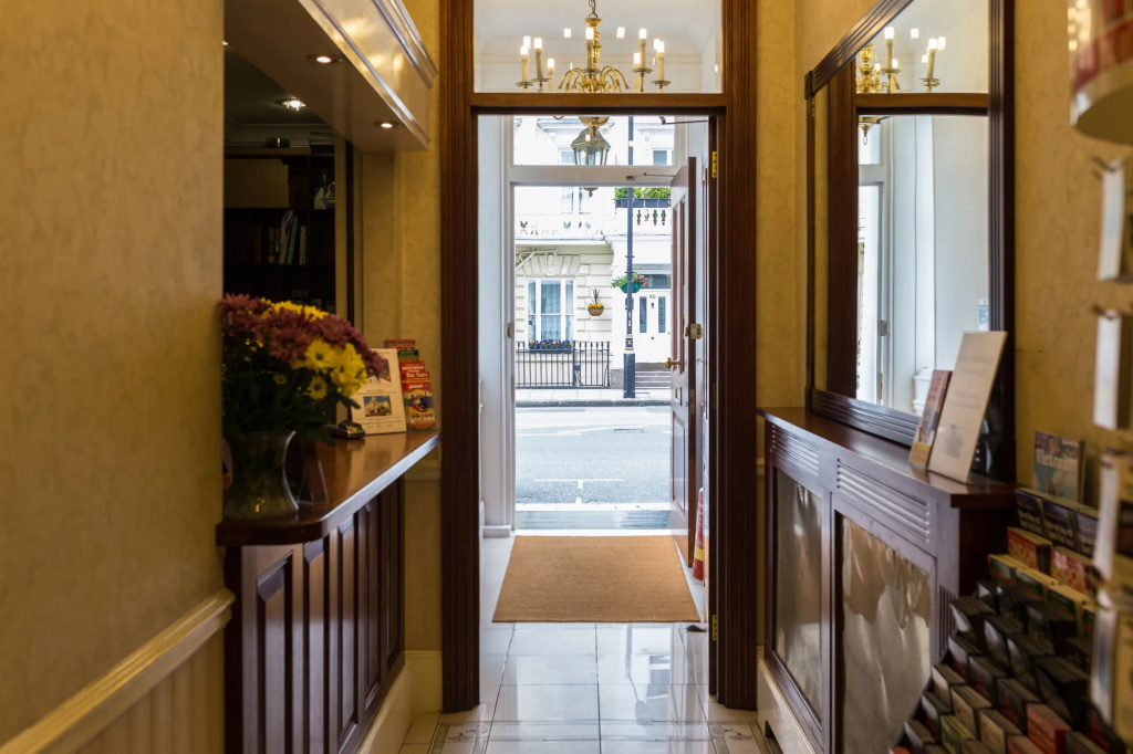 Mornington Victor Hotel London Belgravia