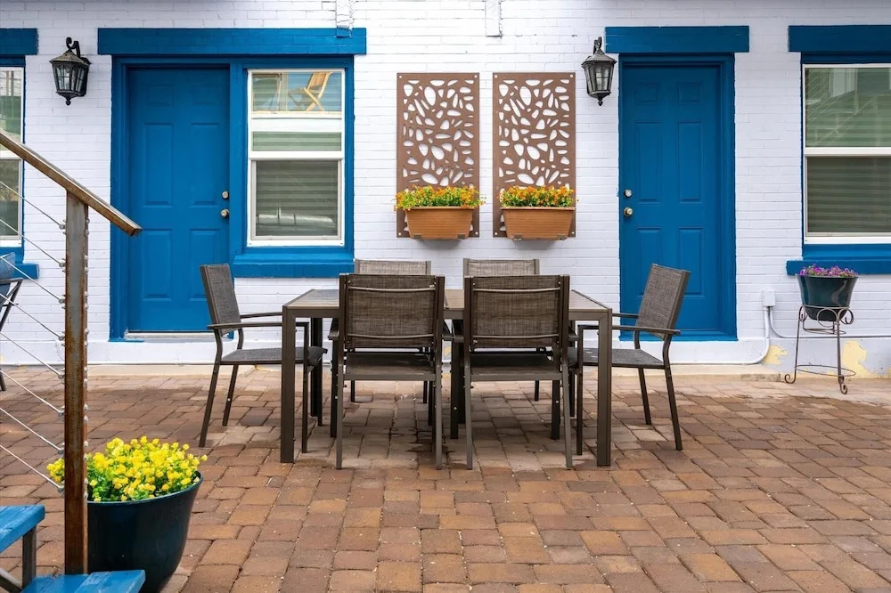 11 Chelsea Place 1 Bedroom Condo by RedAwning