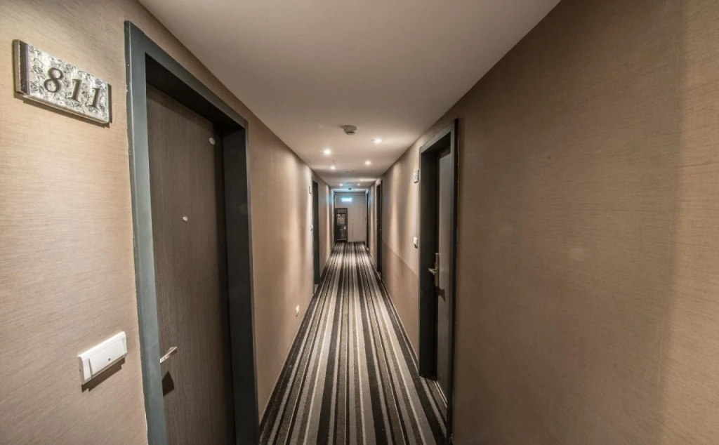 Golden Stone Hotel