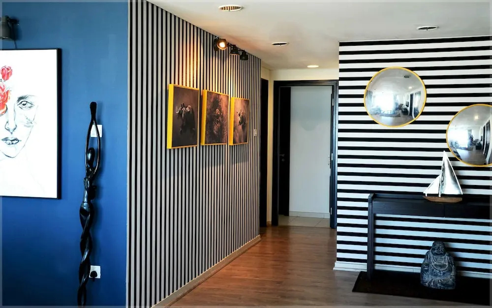 Royal Oceanic in JBR by HAPPY SEASON
