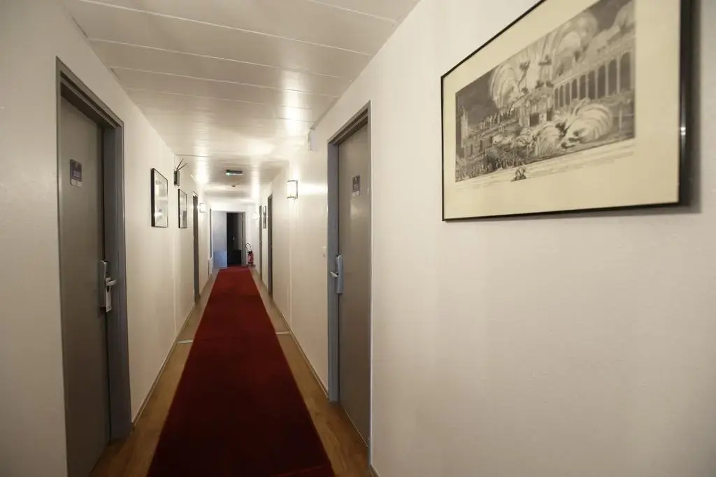 Hotel Strasbourg - Montagne Verte & Restaurant Louisiane