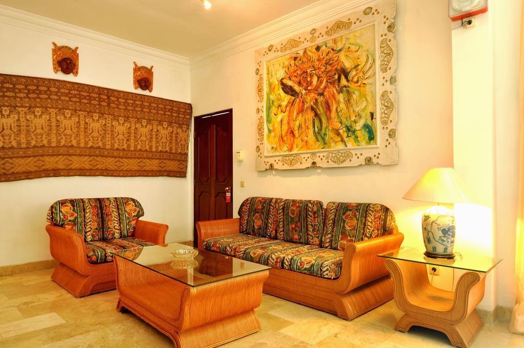 Sari Bunga Hotel - Legian, walking distance to Legian Beach