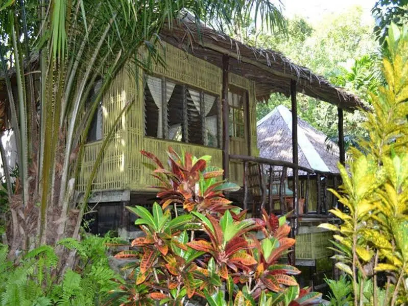 Sai-Ngam Botanic Garden Resort