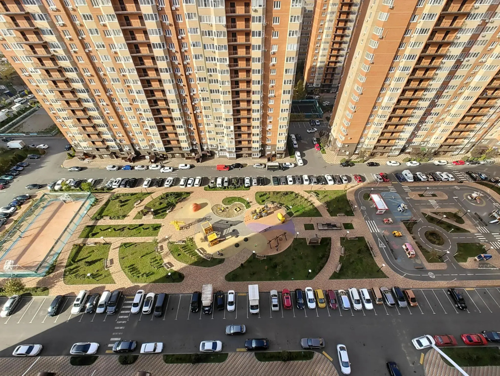 Погостити на улице Героя Яцкова И.В. 19/3