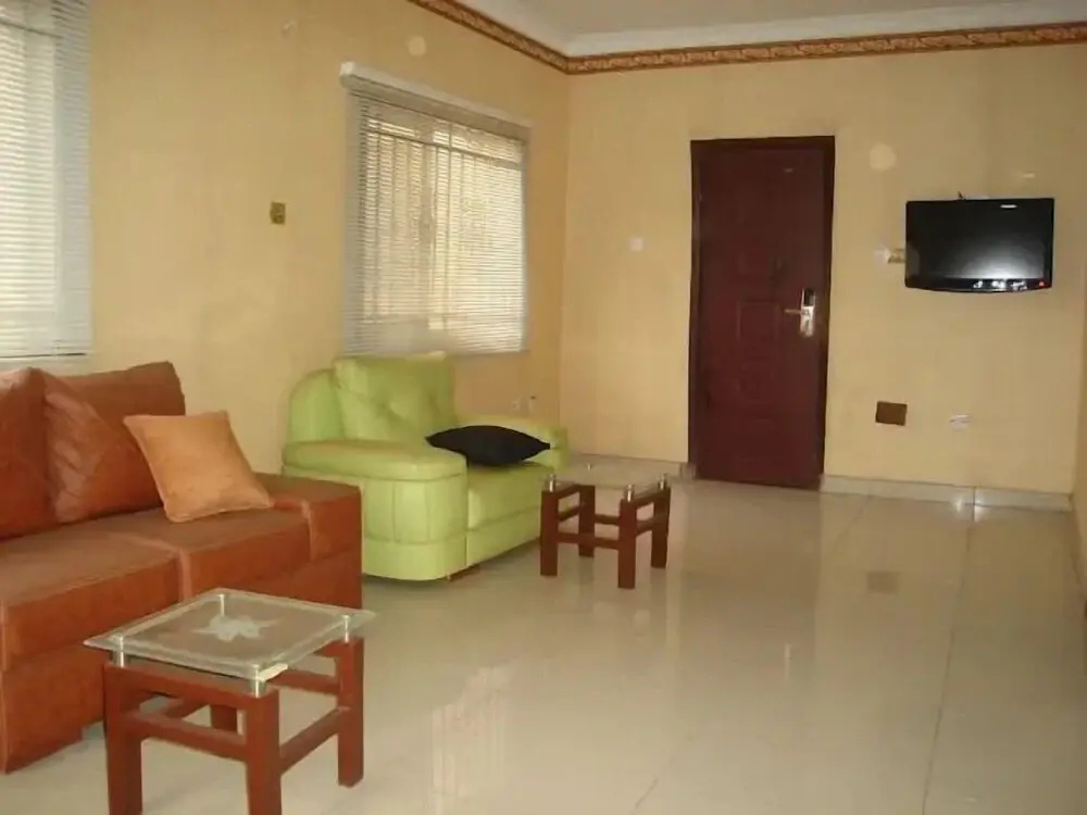 Santa Rosa Hotel LTD
