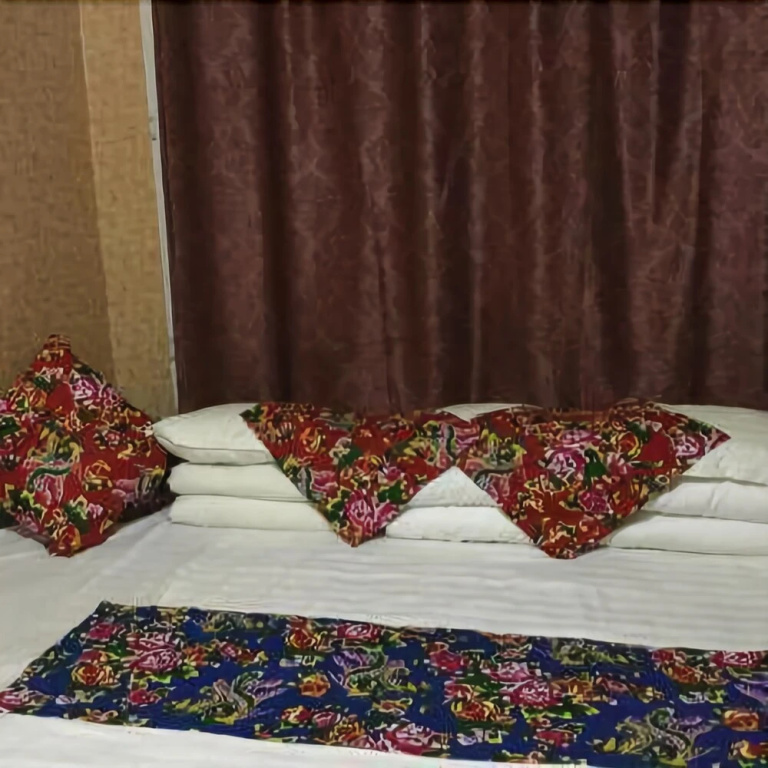 Wuchang Xuegu Another Home Hotel