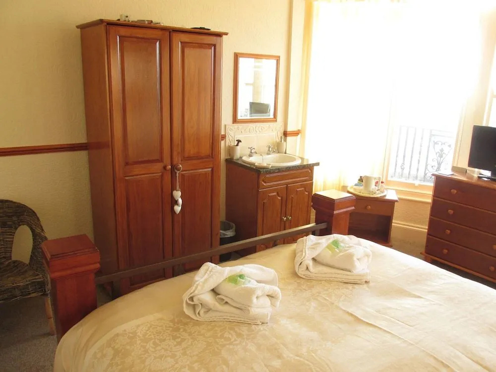 Tregella Guest House