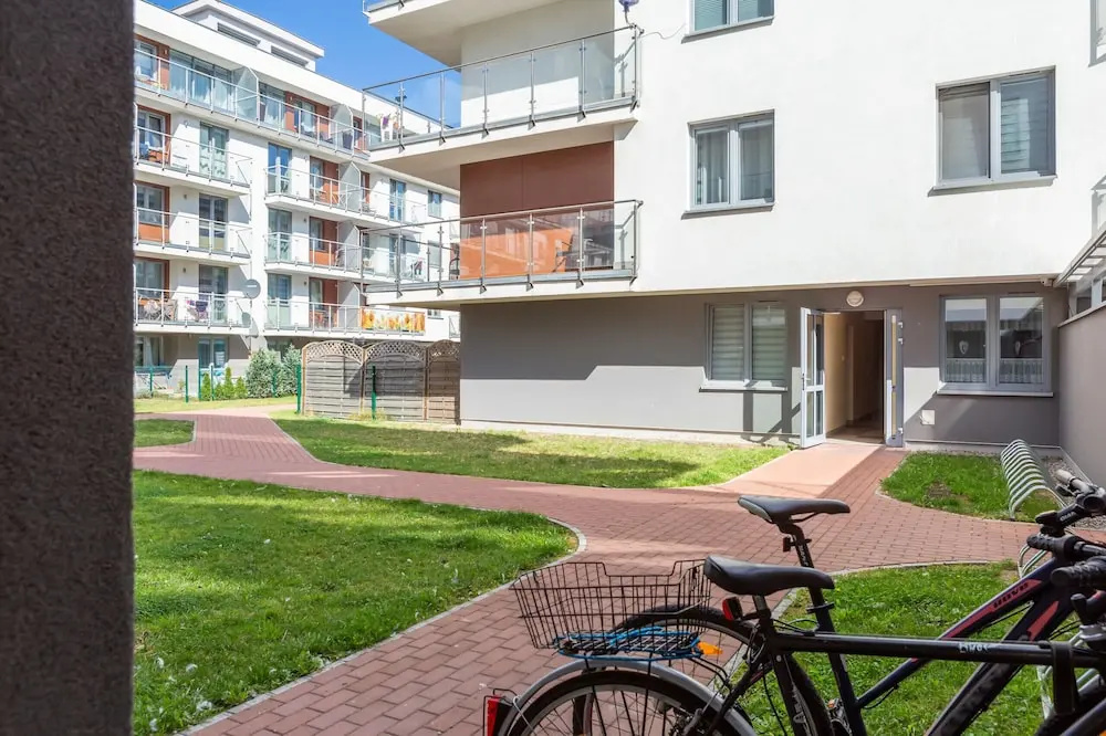 Amber Estate Apartments by Renters