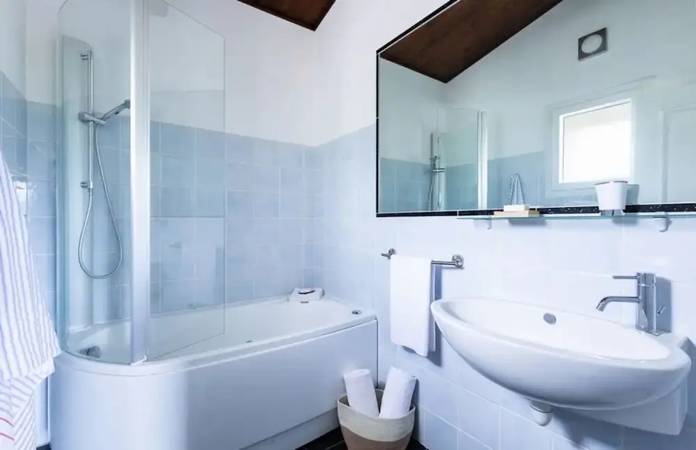 Villa Amelie With 2 Bedrooms and 2 Bathrooms
