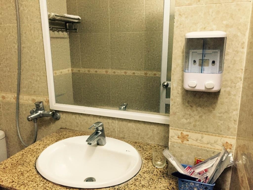 Golden Stone Hotel