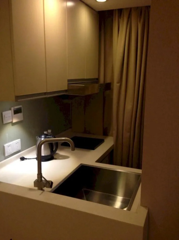 Lizi Hotel