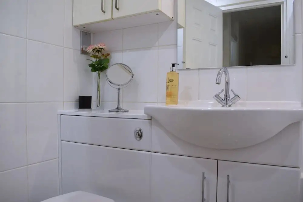 2 Bedroom Home in Angel