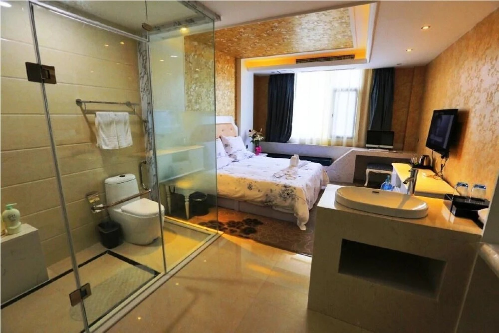 Shidongjin Art Hotel (Xixia Yigao Branch)