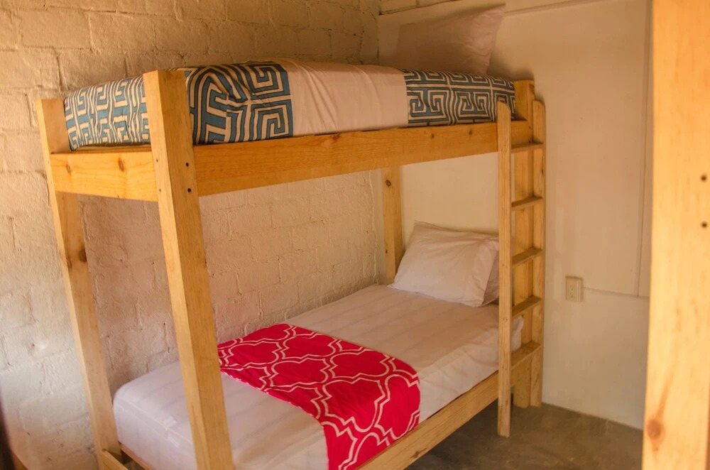 Alebrijes Surf House - Adults Only