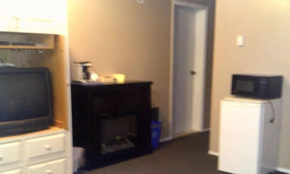 Naicam Motel