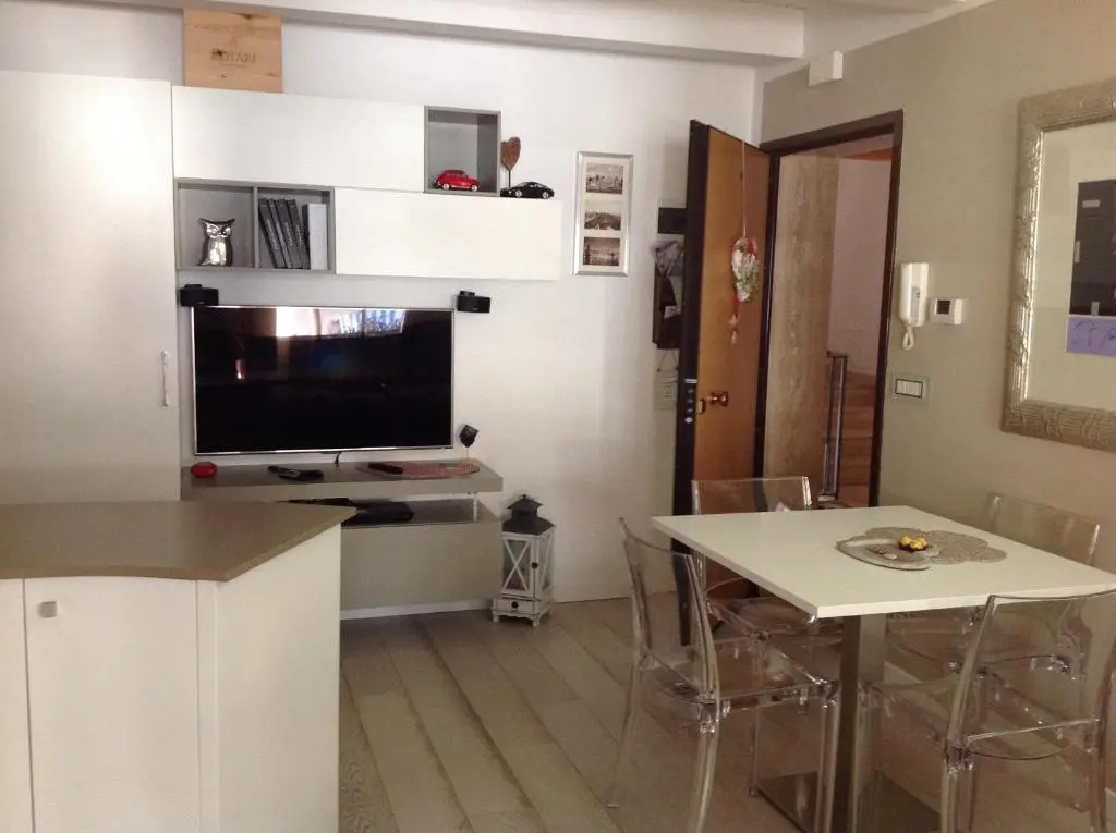 Home White