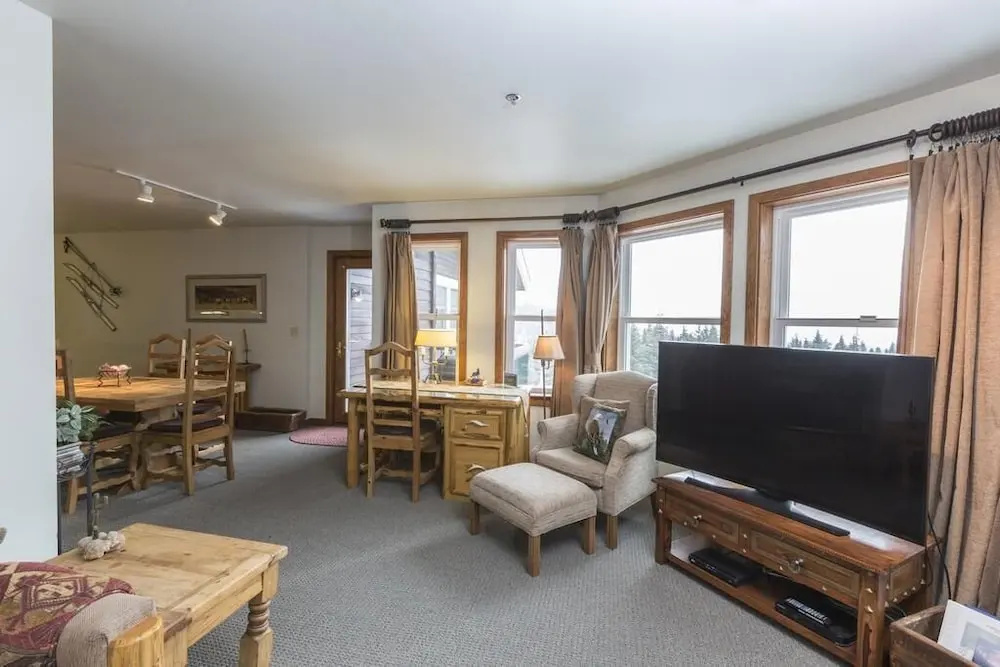 Kintla 302 - 2 Br Condo