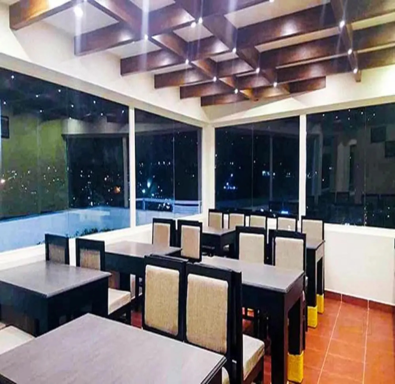 Treebo Sholas Residency