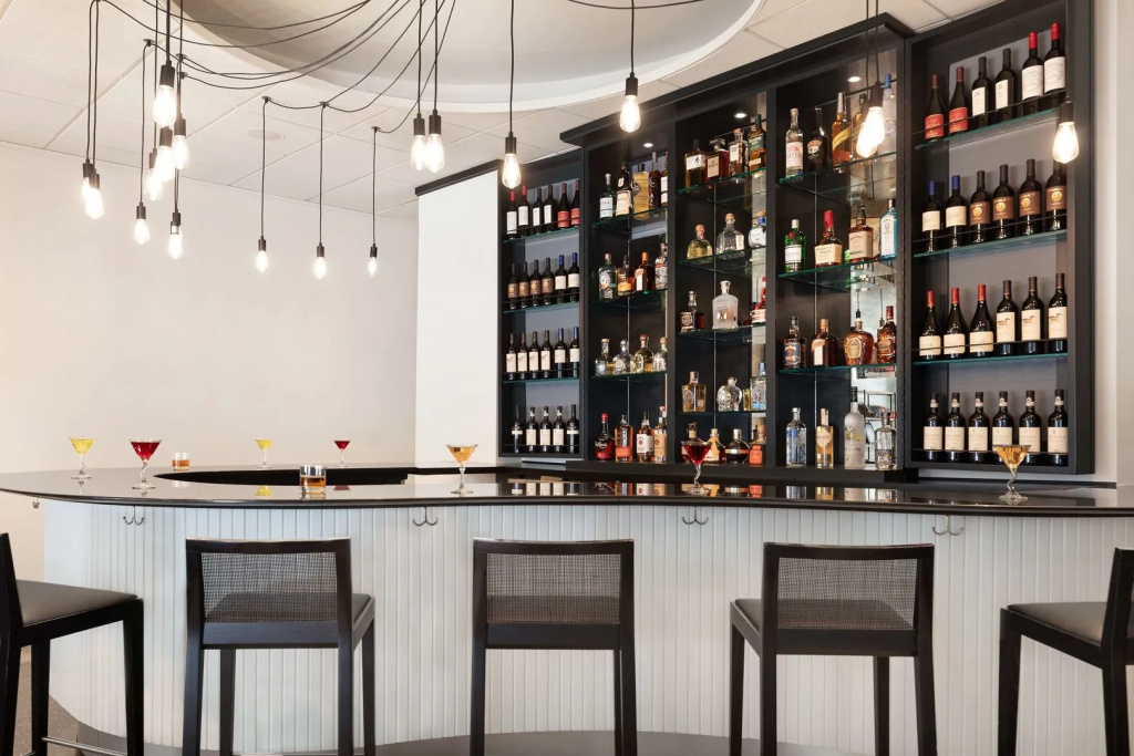 Pennyweight Hotel Boston, Curio Collection by Hilton