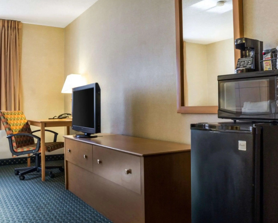 Comfort Inn Jamestown South