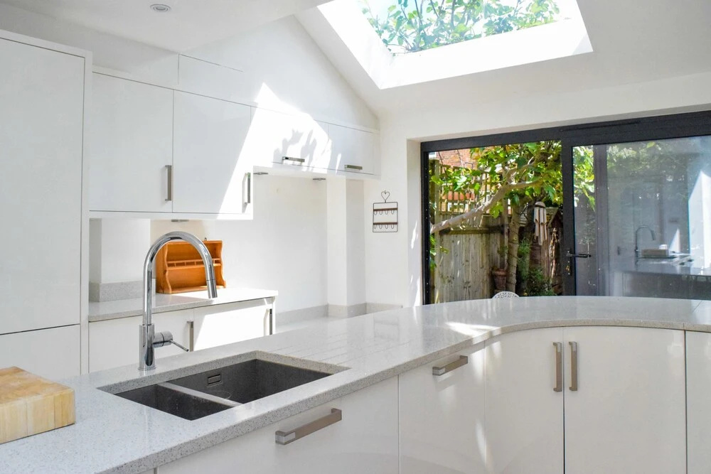 3 Bedroom Family House With A Superb Kitchen And Garden