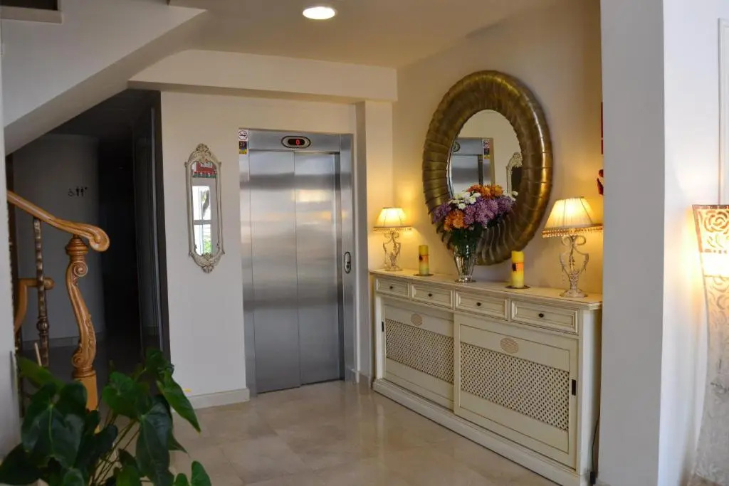 Hotel Versalles