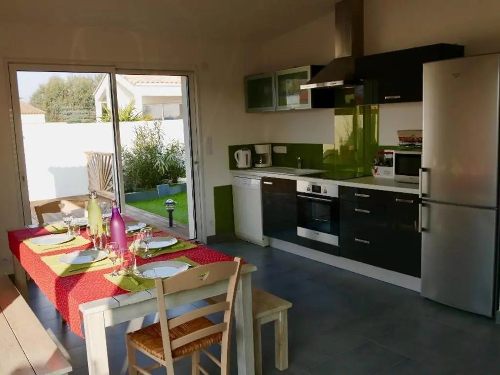 Maison Saint-Gilles-Croix-de-Vie, 4 pièces, 6 personnes - FR-1-91-45