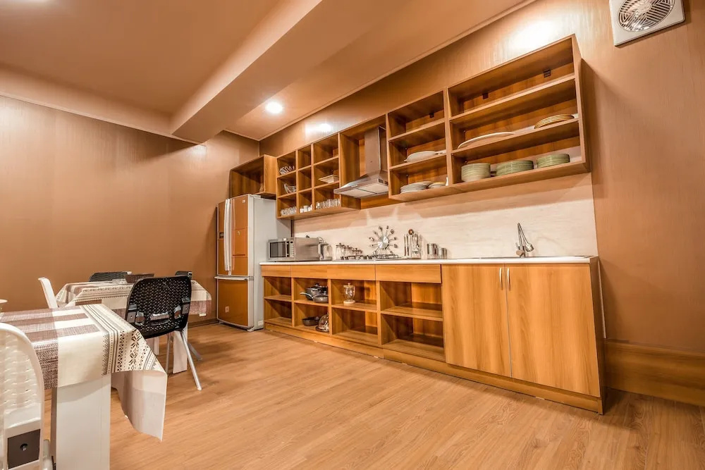 Aygestan Hostel