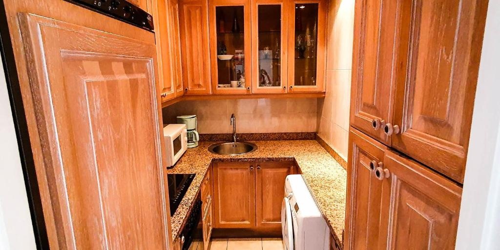 SKOL 233. Wonderful Two Bedroom Apartment in Marbella Center.