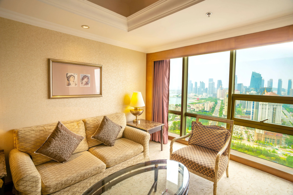 Crowne Plaza Qingdao by IHG
