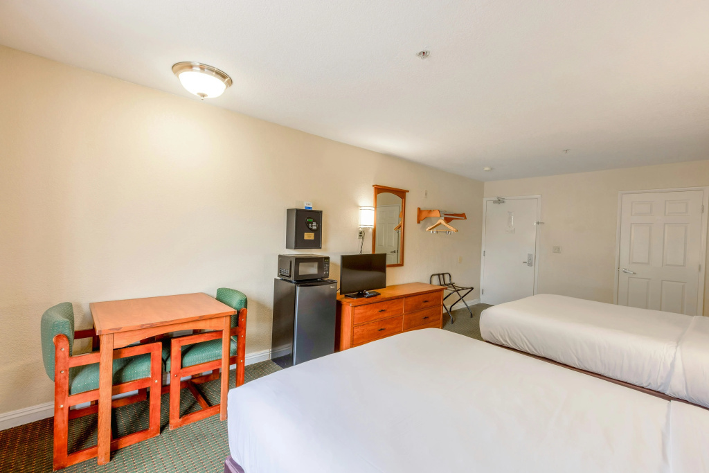Hotel Avenida, San Clemente Beach