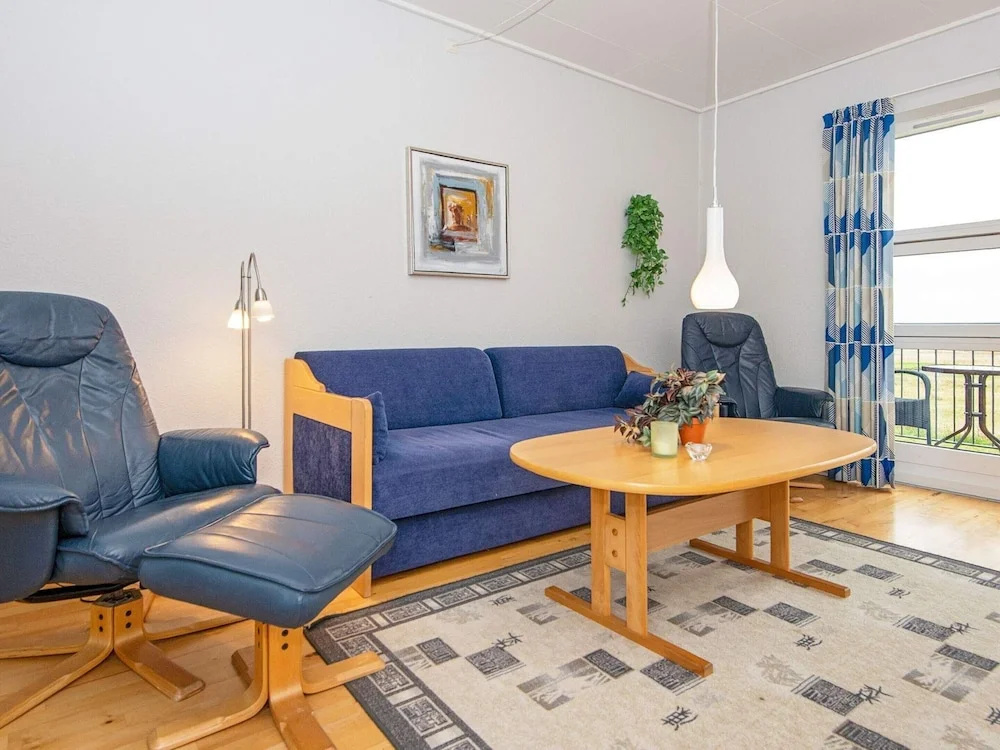 6 Person Holiday Home in Hojer