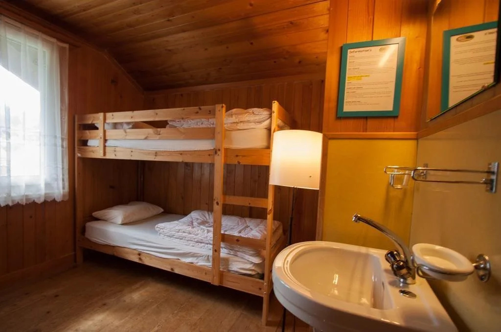 Lake Lodge Hostel